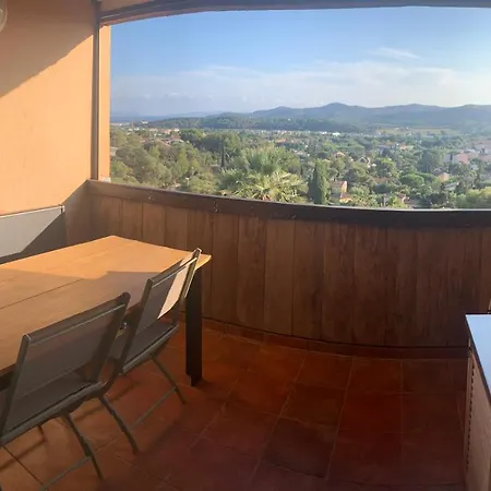 Superbe Duplex 35m2 Vue Avec Piscine *
