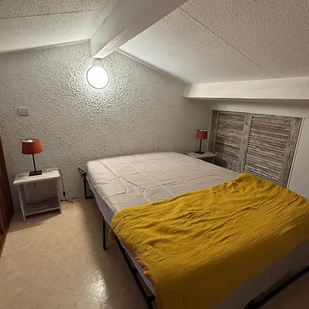 Апартаменты Superbe Duplex 35m2 Vue Avec Piscine Борм-ле-Мимоза