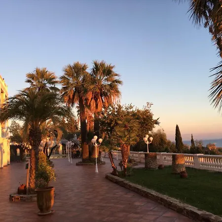 Superbe Duplex 35m2 Vue Avec Piscine *