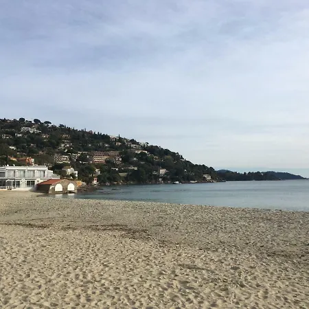 Superbe Duplex 35m2 Vue Avec Piscine Bormes-les-Mimosas